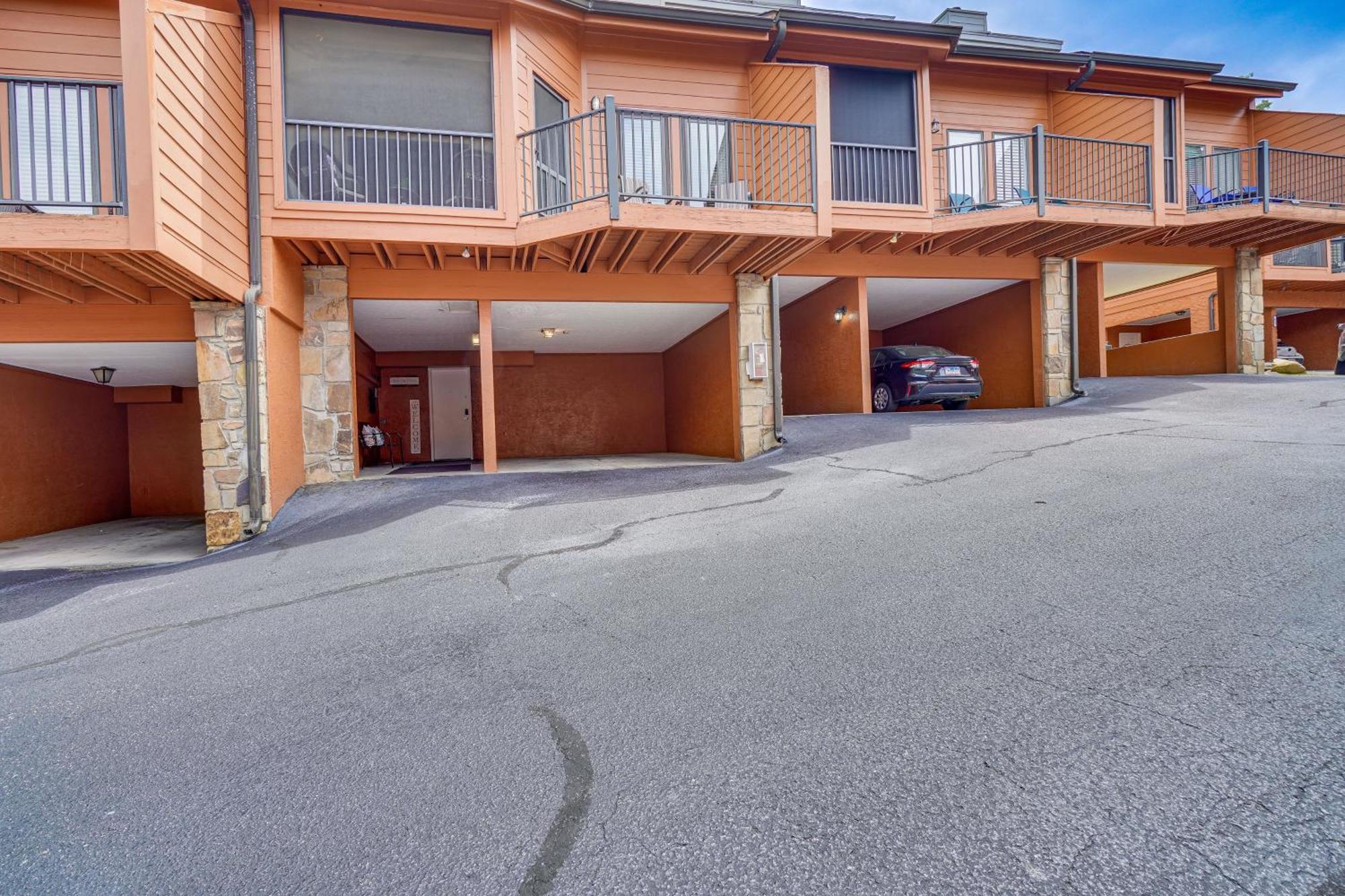 Downtown Gatlinburg Condo With Mountain-View Balcony Екстериор снимка